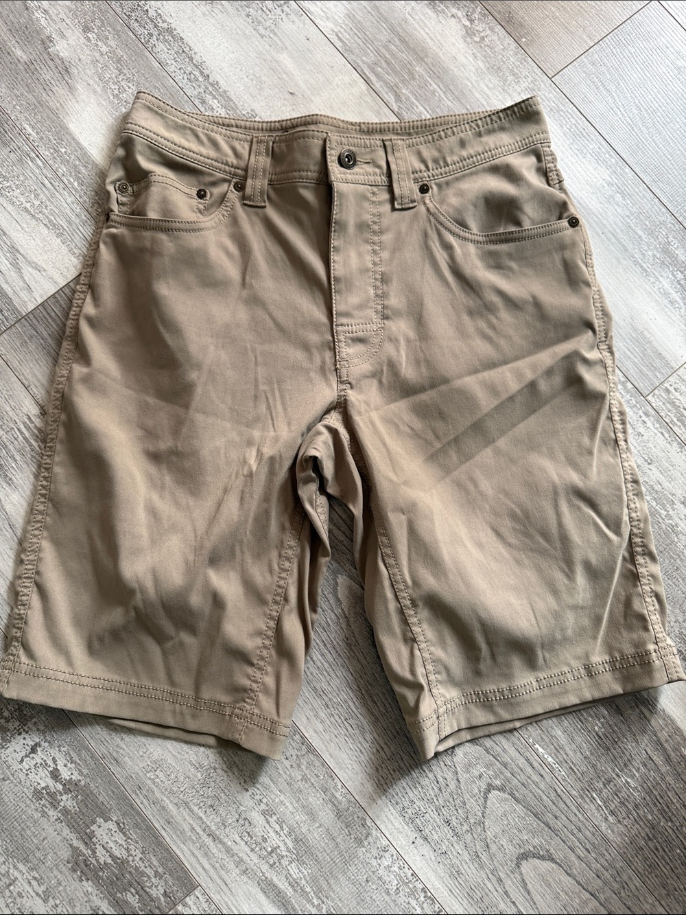 Prana Men's Tan Flat-Front Shorts